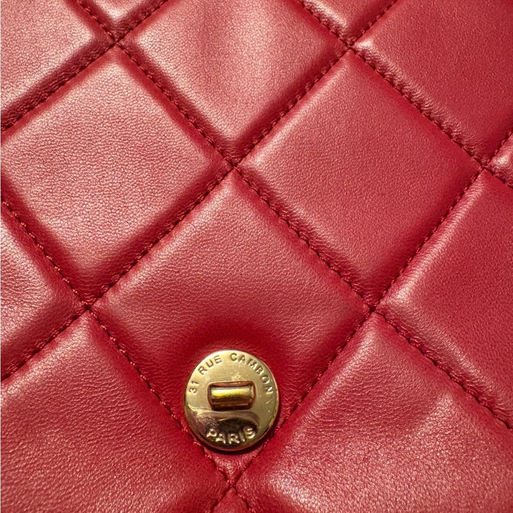 Authentic Chanel Red Leather vintage shoulder bag - Picture 7 of 16